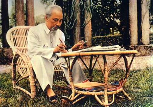 Contest on introducing President Ho Chi Minh’s life and career
